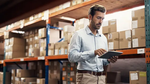 Propriétaires d'entreprise à différentes étapes